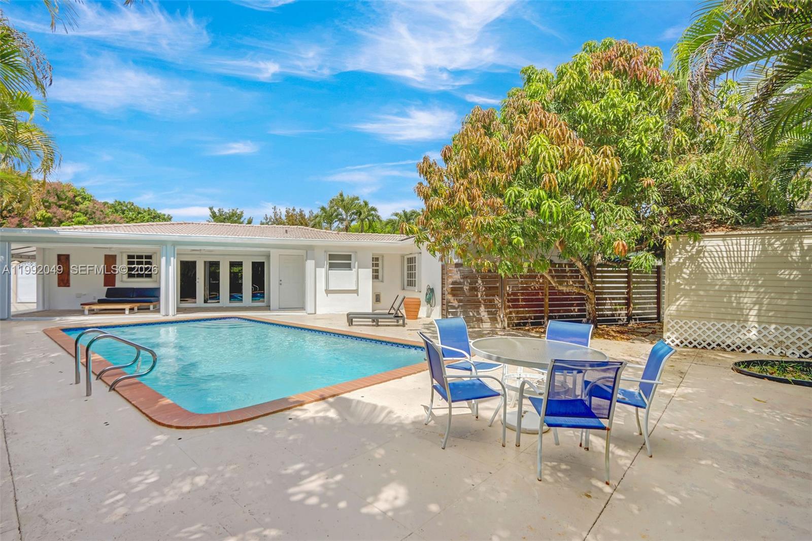 6810 SW 51st St Miami, FL 33155