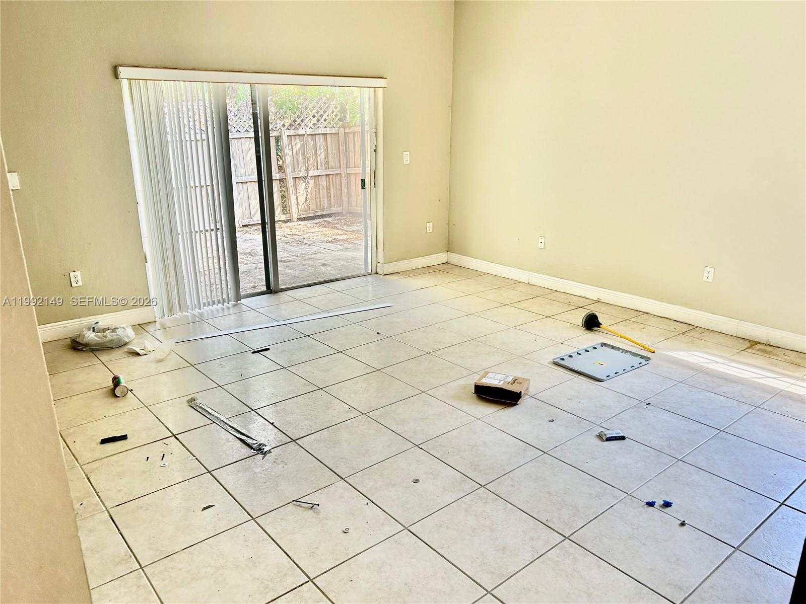 1445 SW 11th Pl Fort Lauderdale, FL 33312