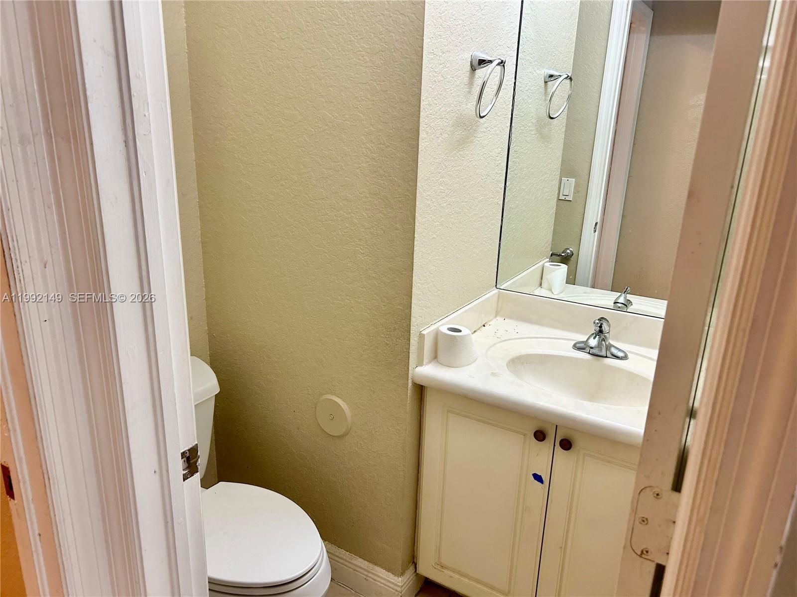 1445 SW 11th Pl Fort Lauderdale, FL 33312