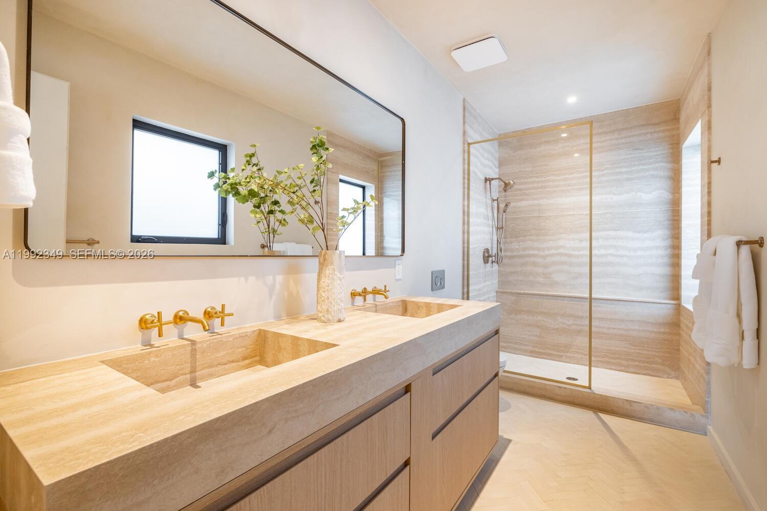 4430 Royal Palm Ave Miami Beach, FL 33140