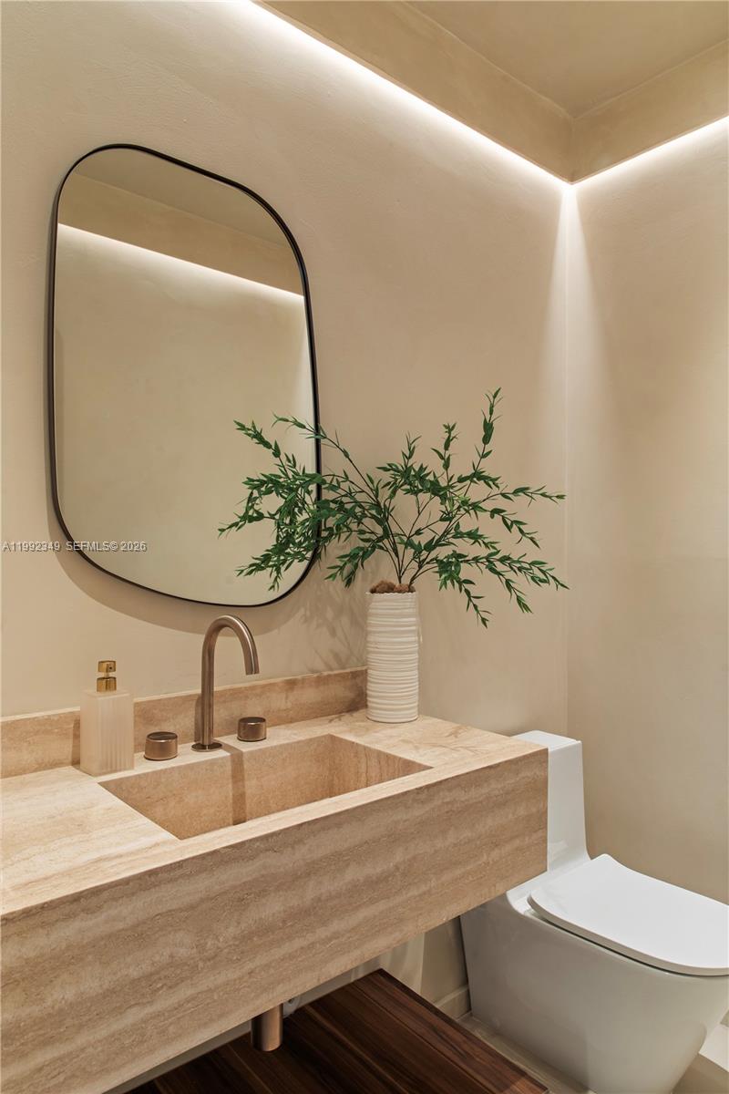 4430 Royal Palm Ave Miami Beach, FL 33140