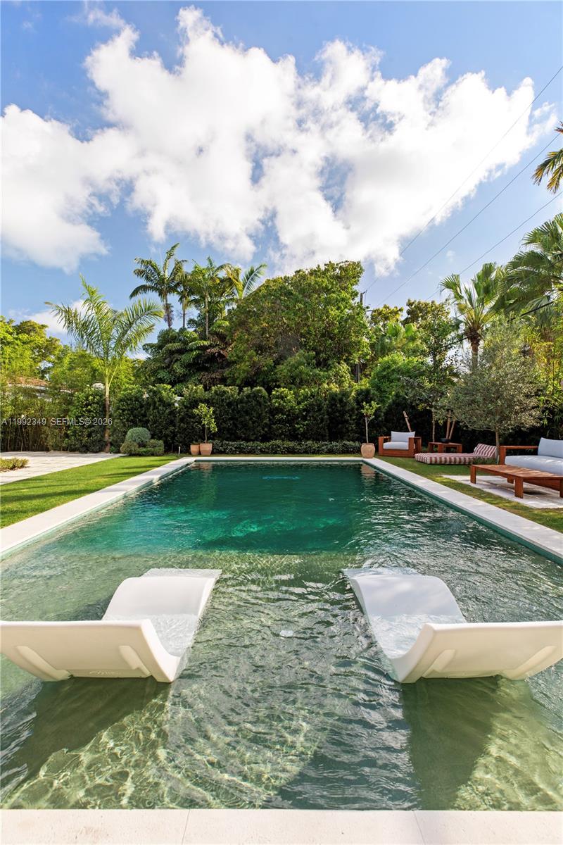 4430 Royal Palm Ave Miami Beach, FL 33140