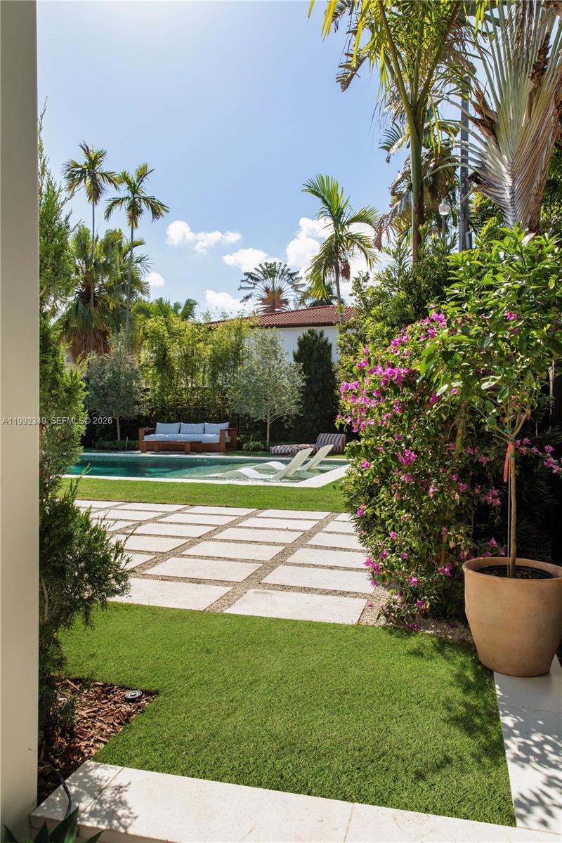 4430 Royal Palm Ave Miami Beach, FL 33140