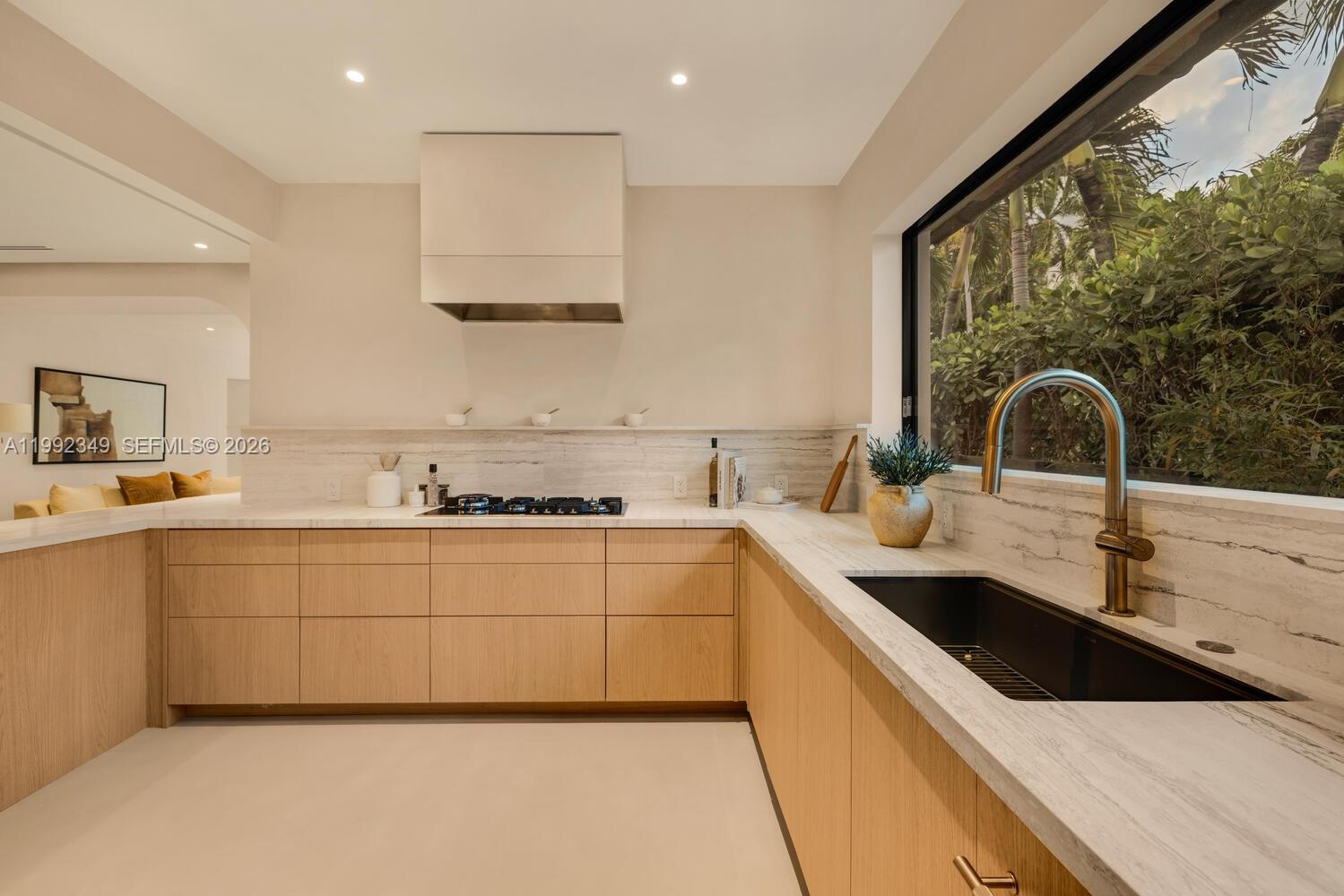 4430 Royal Palm Ave Miami Beach, FL 33140