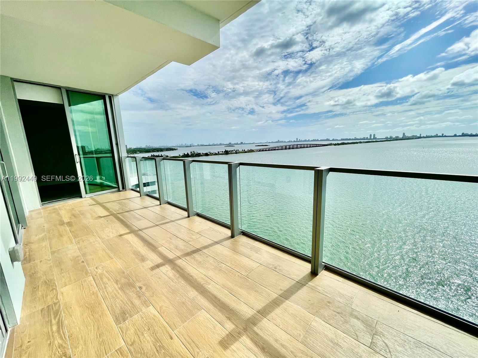 image Biscayne Beach10