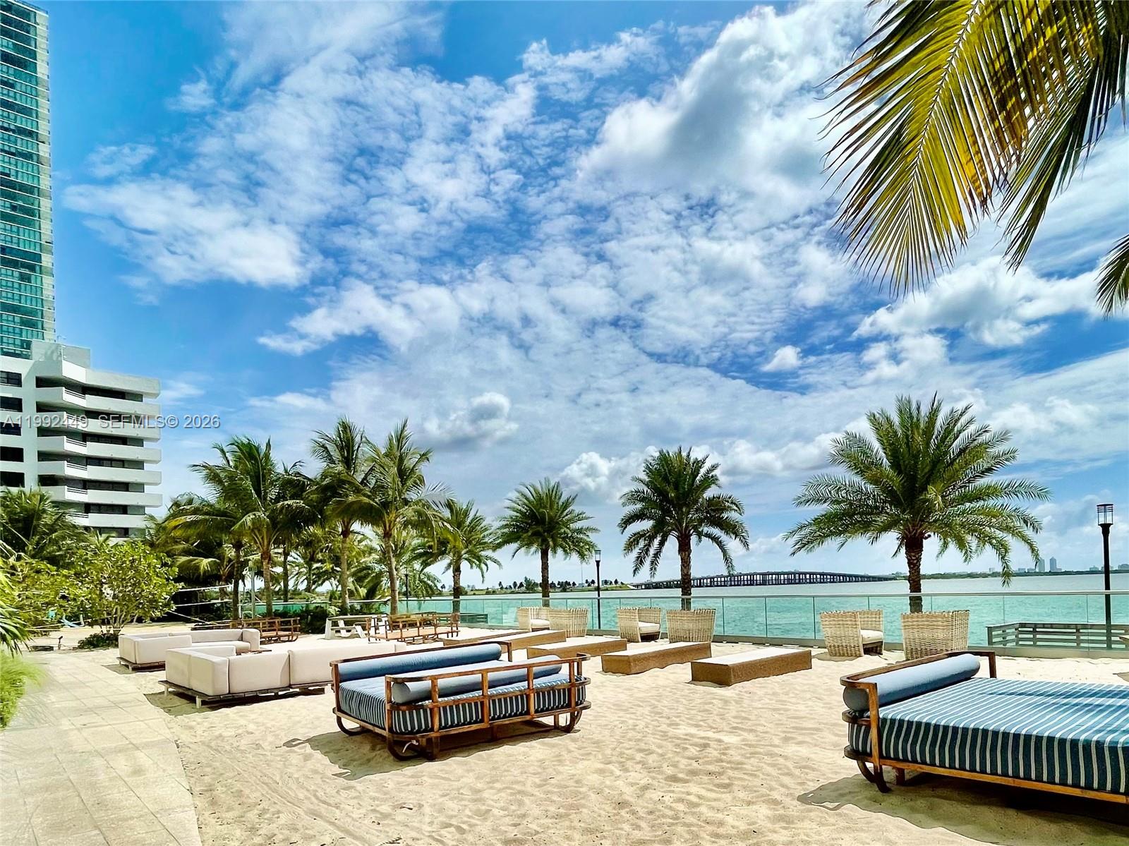 image Biscayne Beach55