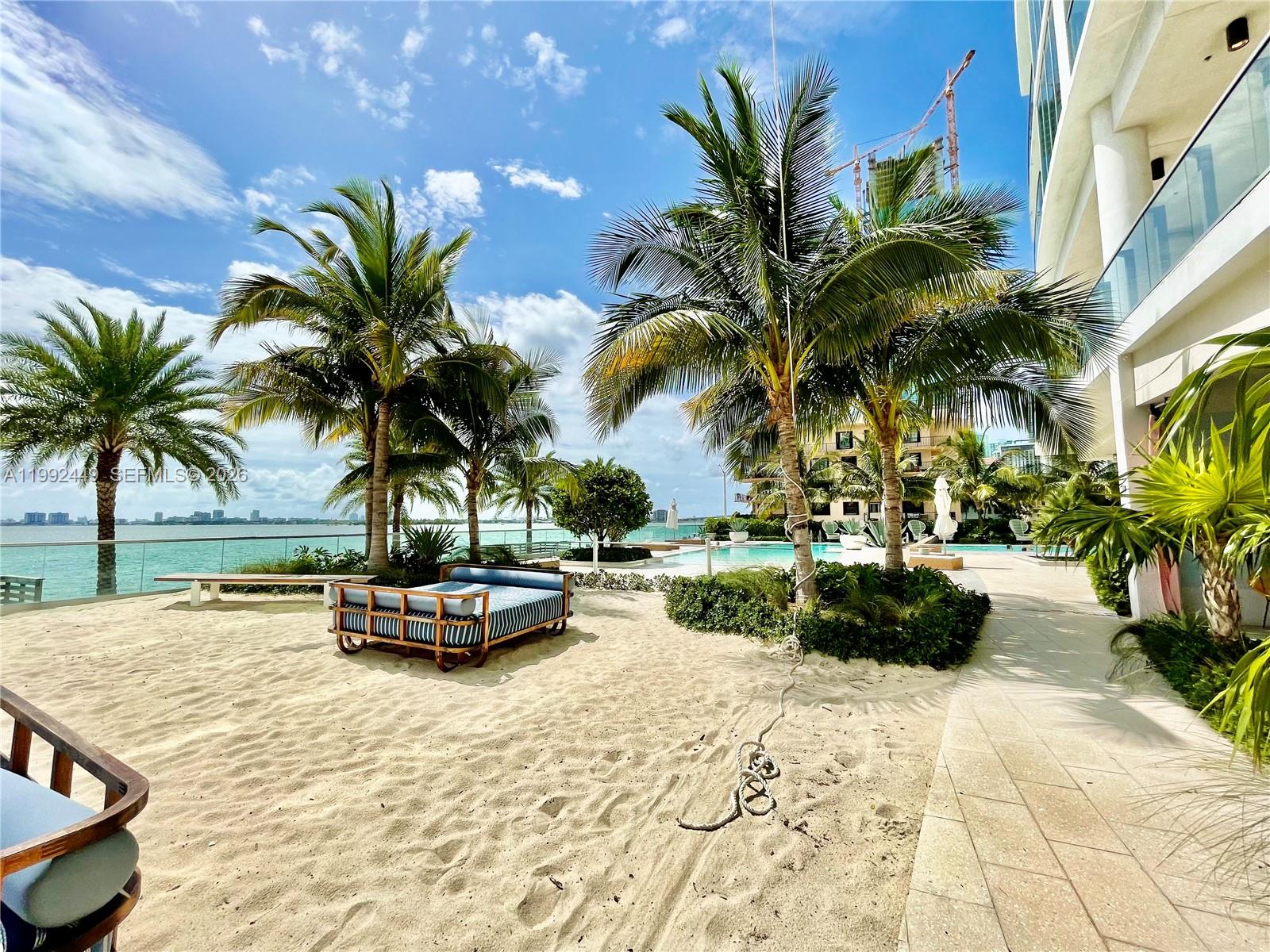 image Biscayne Beach57