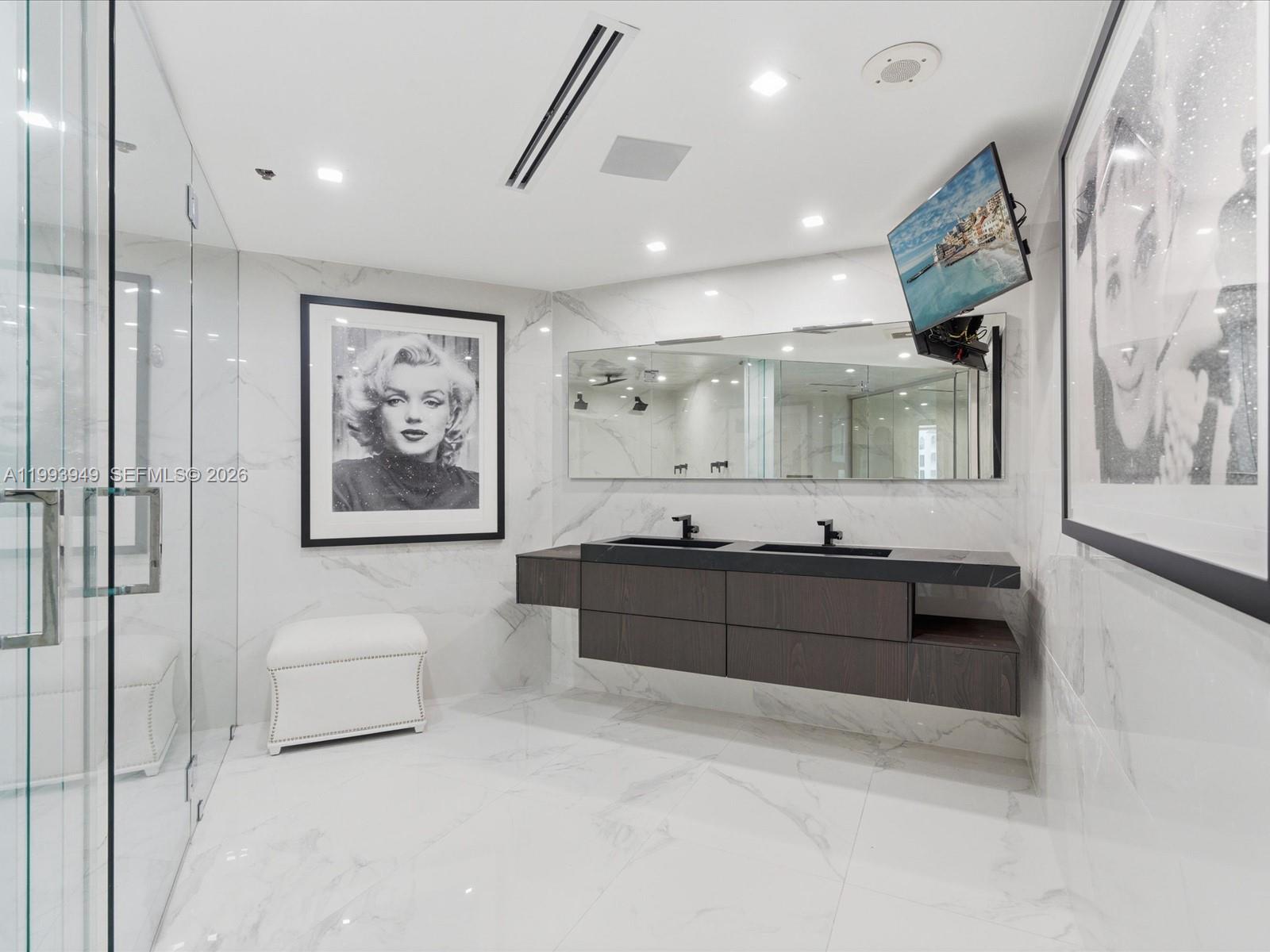 19955 NE 38th Ct #1205 Aventura, FL 33180