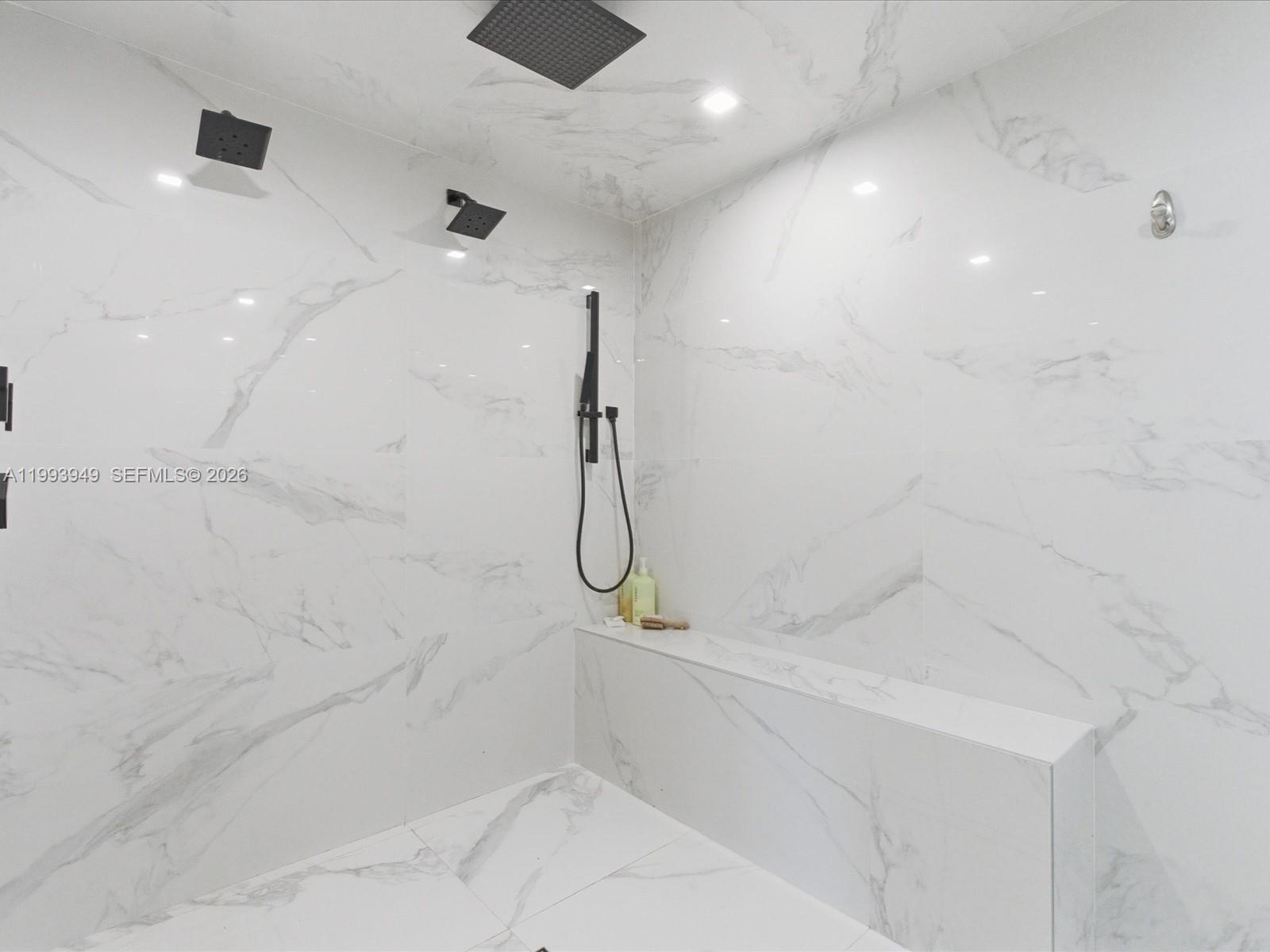 19955 NE 38th Ct #1205 Aventura, FL 33180