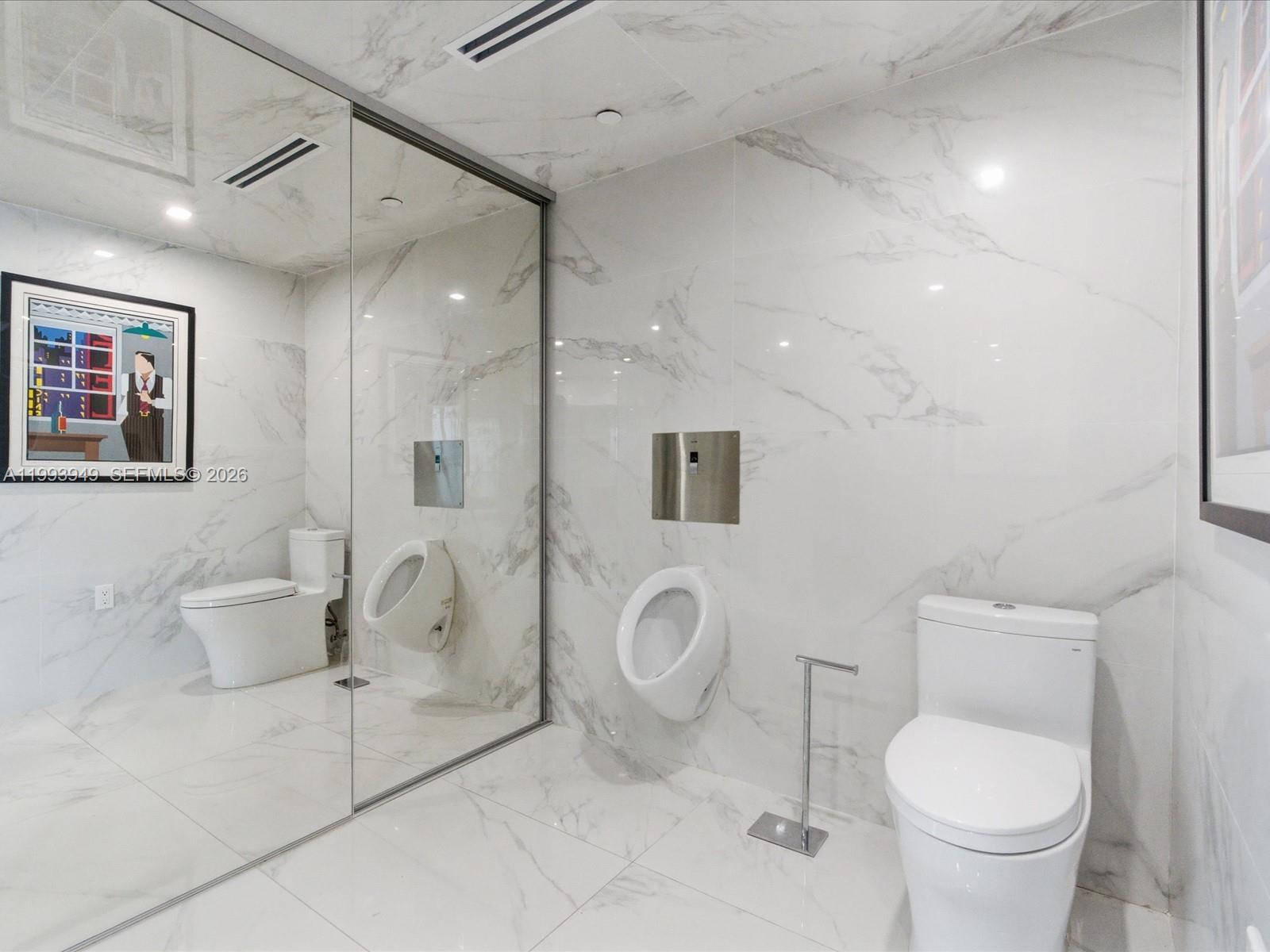 19955 NE 38th Ct #1205 Aventura, FL 33180