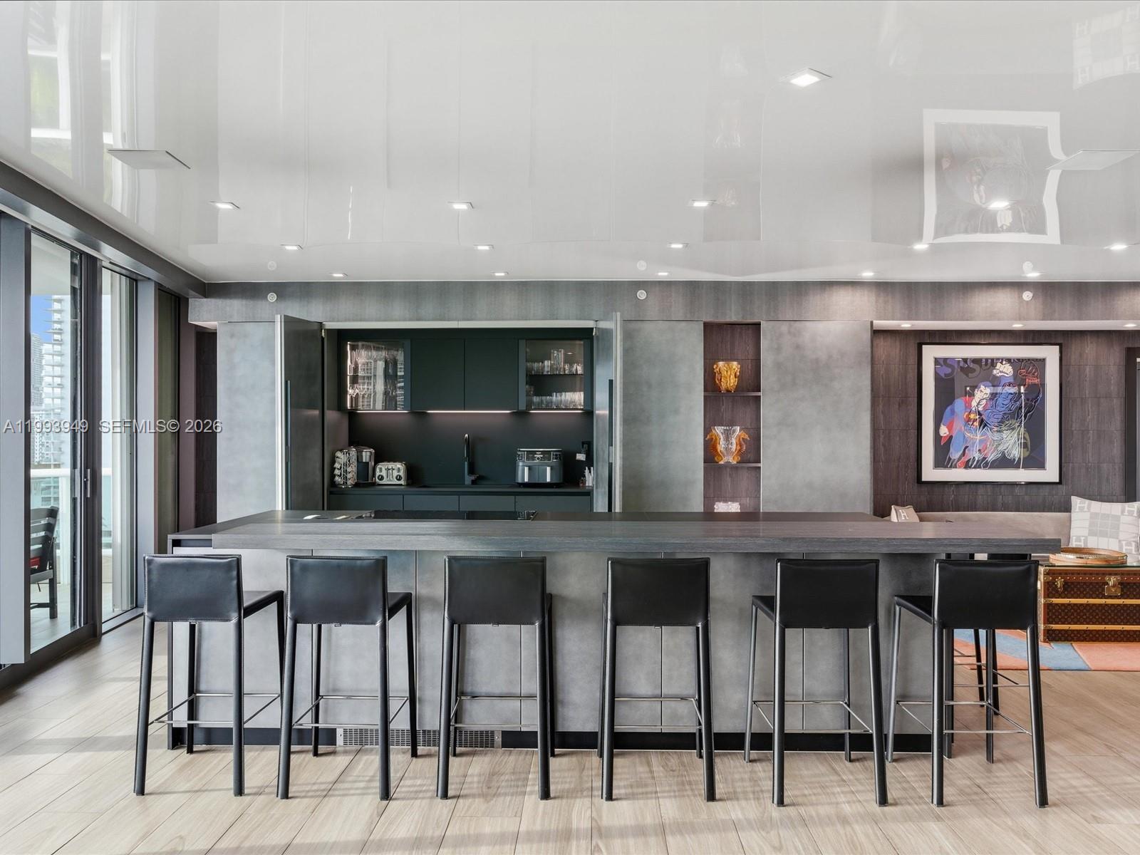 19955 NE 38th Ct #1205 Aventura, FL 33180