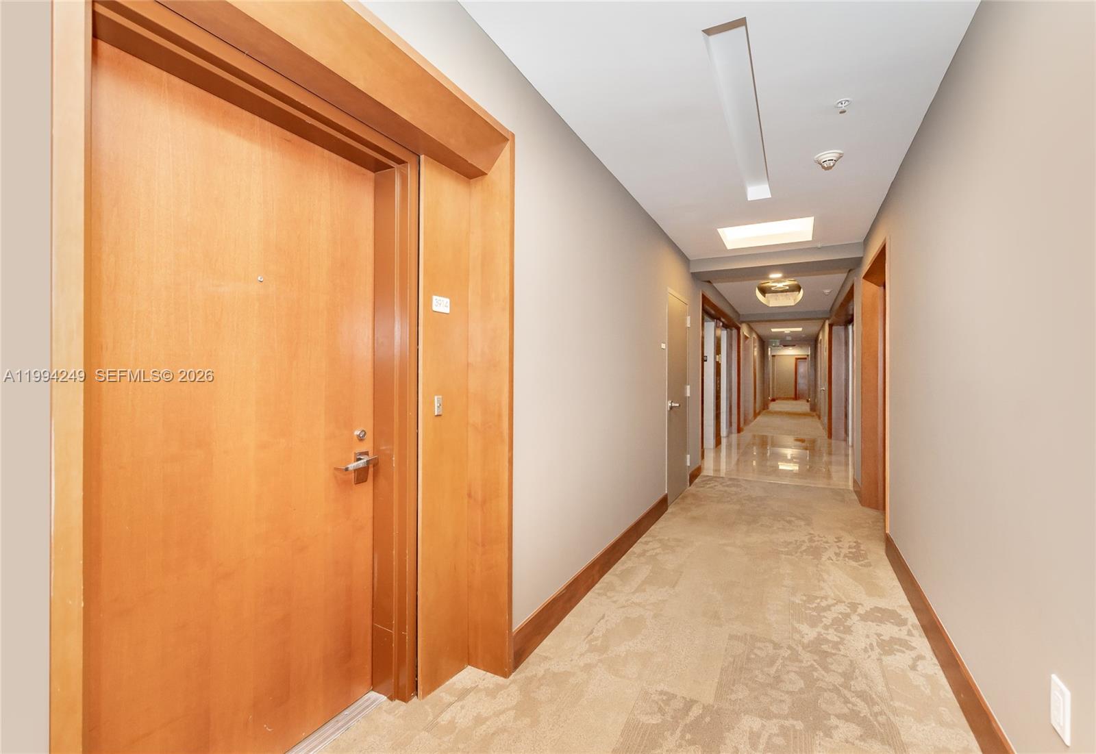 image Brickell on the River North9