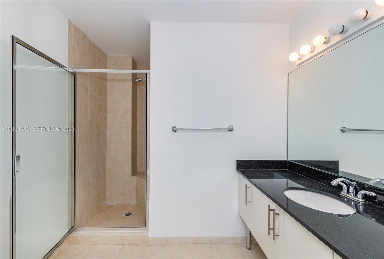 image Brickell on the River North17