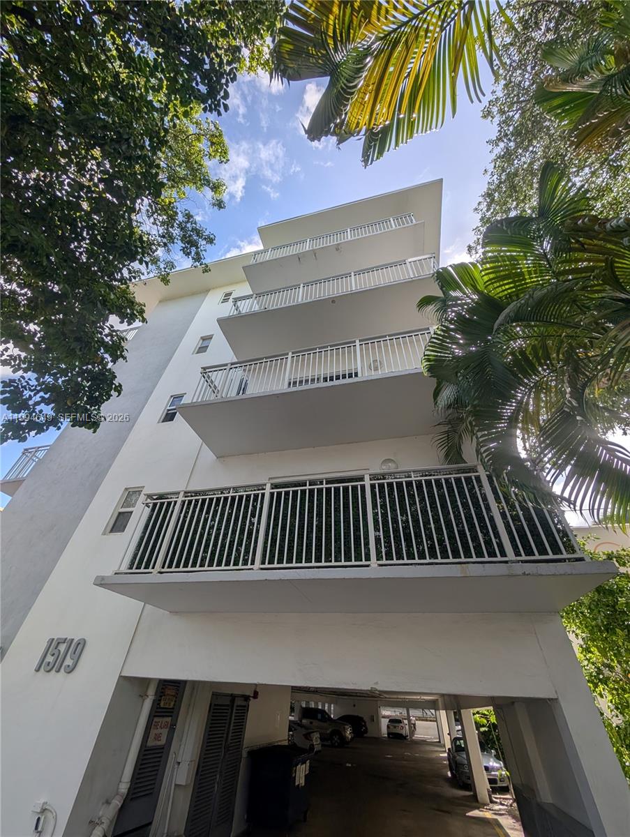 1519 Drexel Ave #200 Miami Beach, FL 33139
