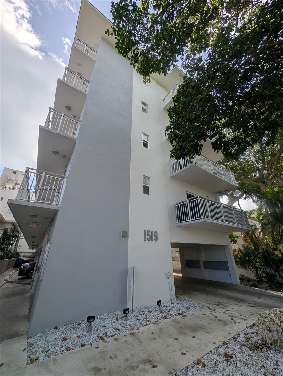 1519 Drexel Ave #200 Miami Beach, FL 33139