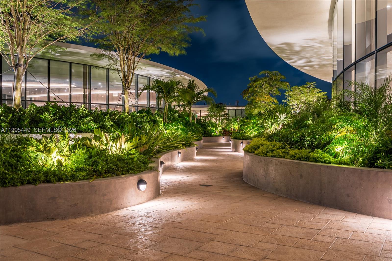 24th Street ST 700th Ne #PHM 6001 Miami, FL 33137