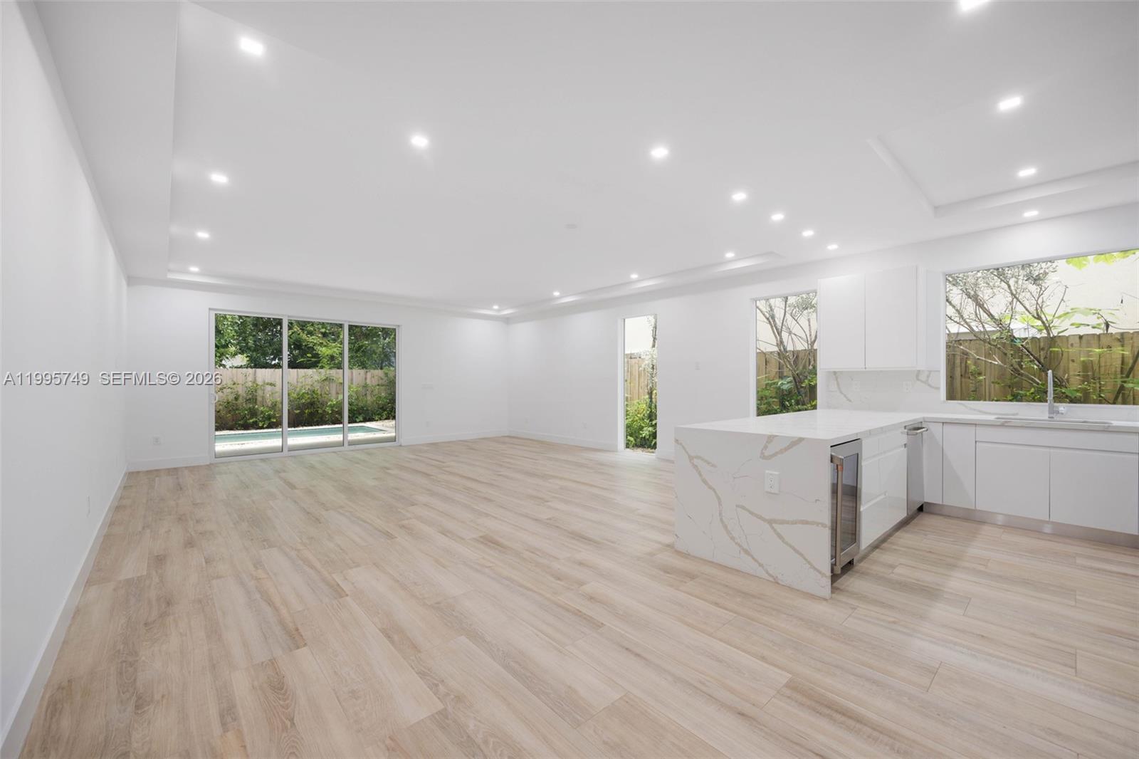 3162 Plaza St Coconut Grove, FL 33133