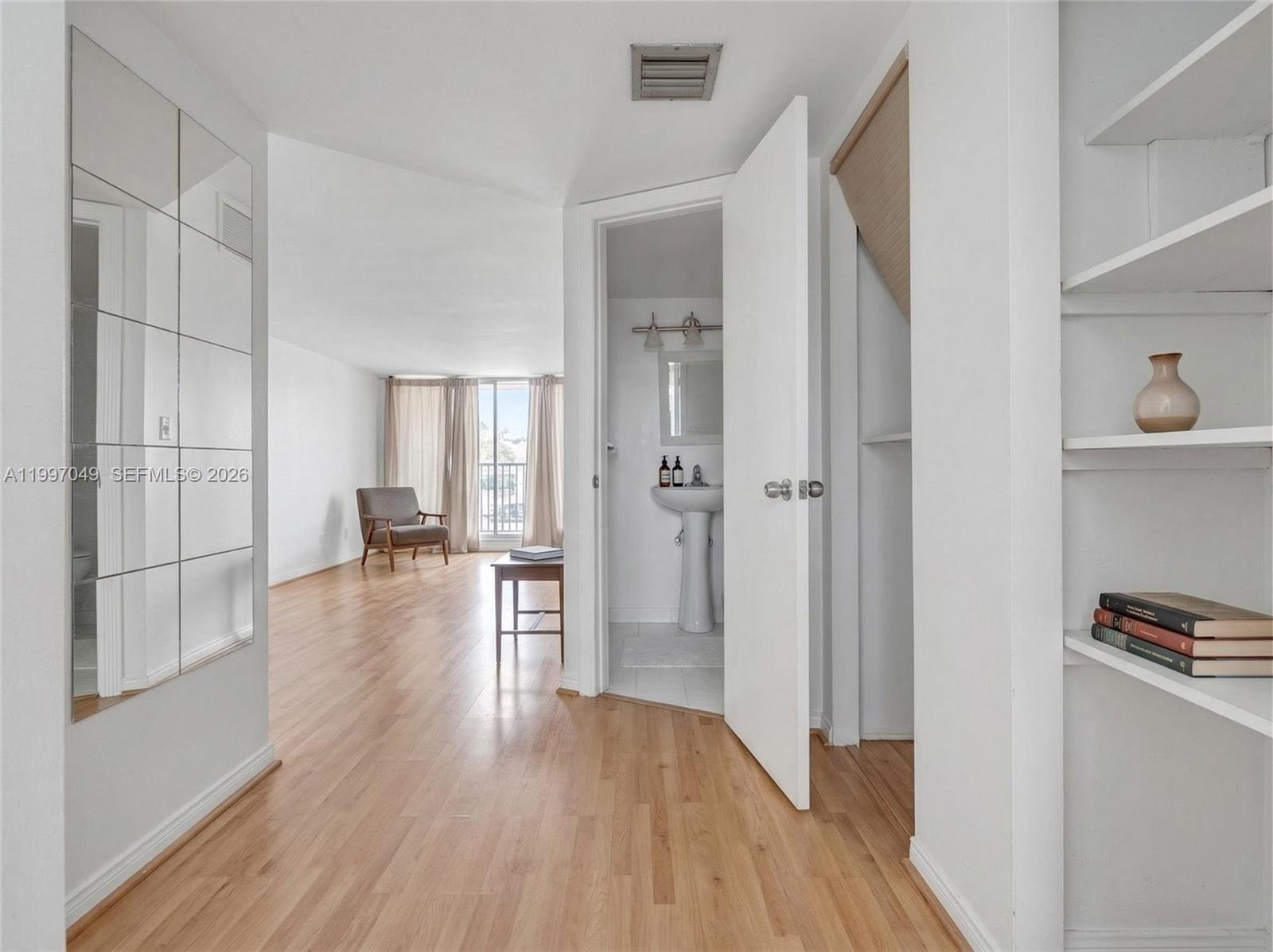3703 NE 166th St #302 North Miami Beach, FL 33160
