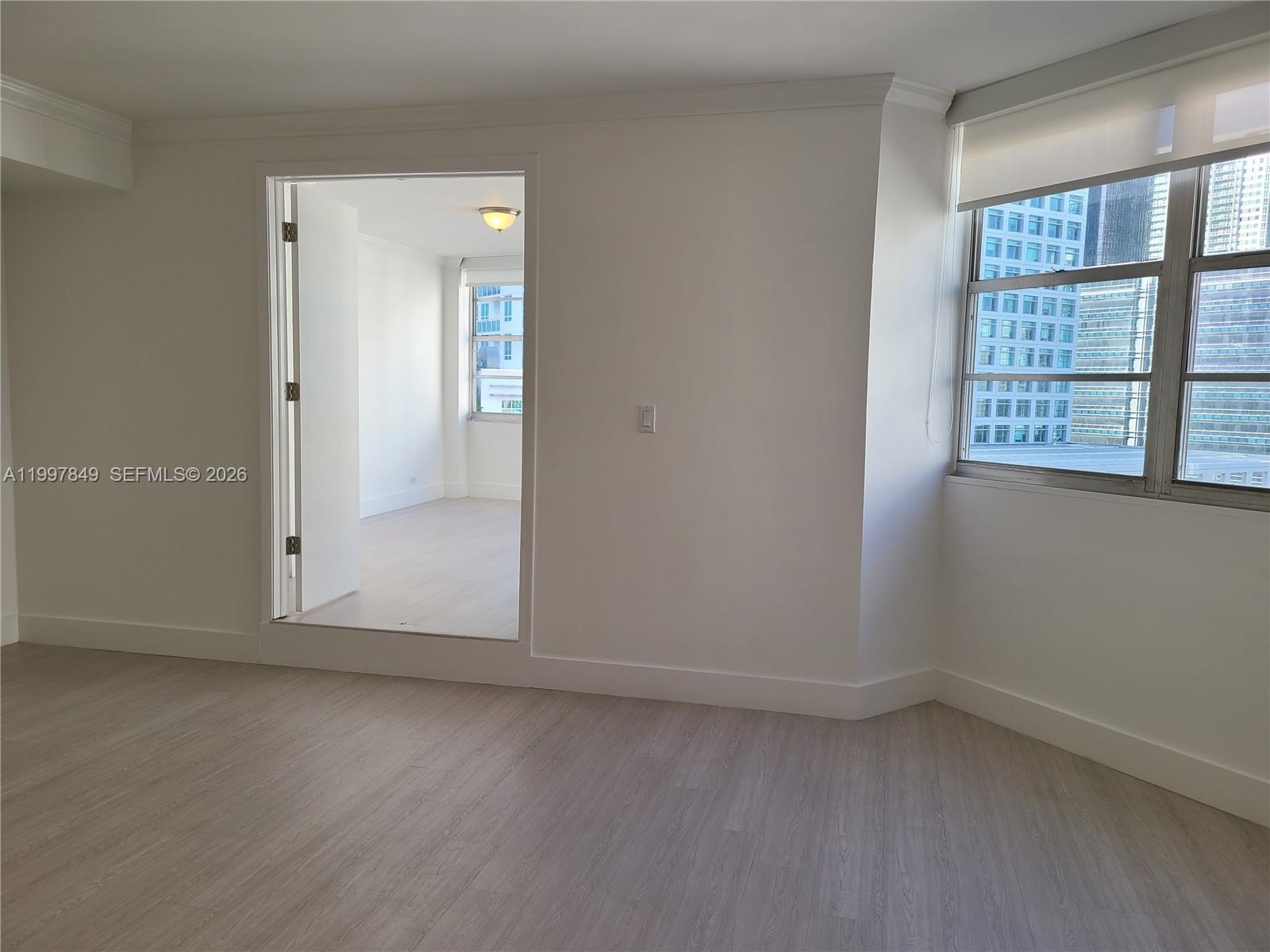 999 Brickell Bay Dr #1207 Miami, FL 33131