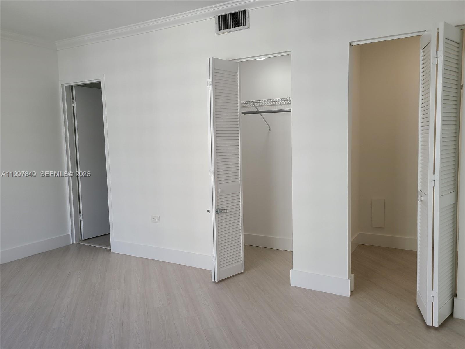 999 Brickell Bay Dr #1207 Miami, FL 33131