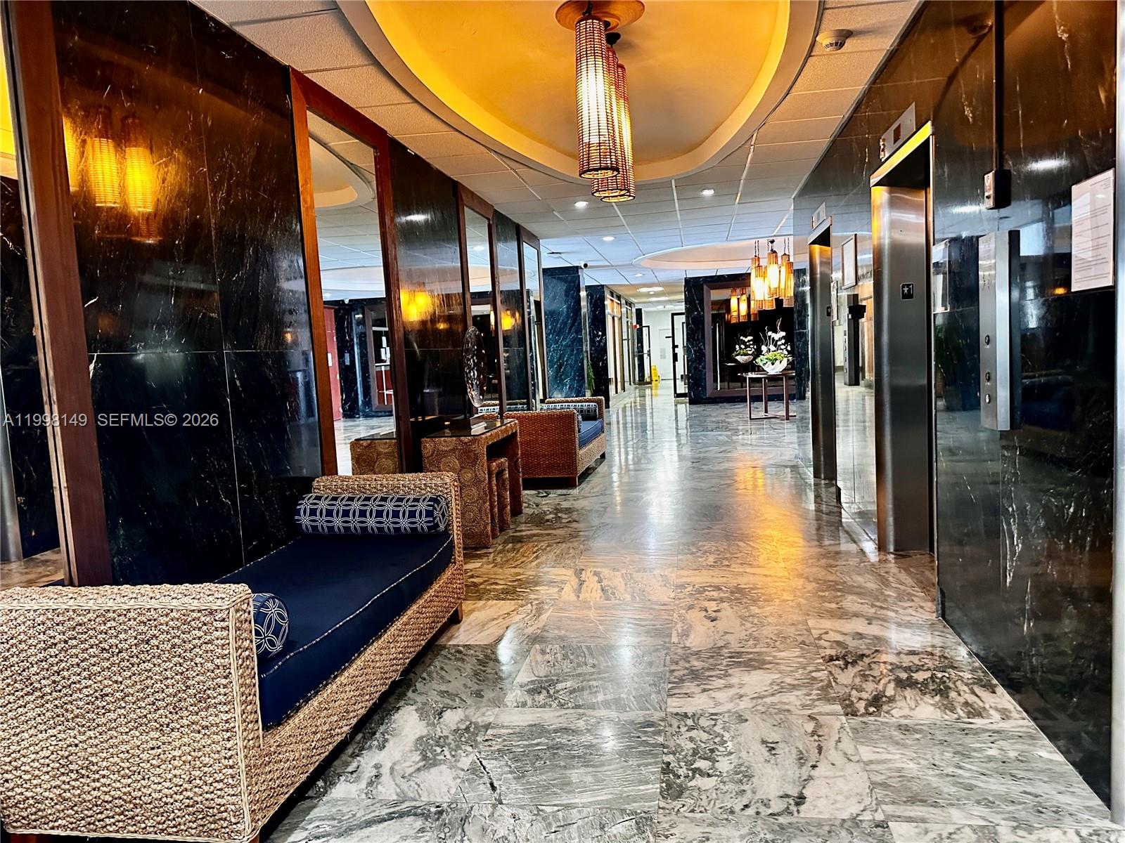 image Arlen House West23