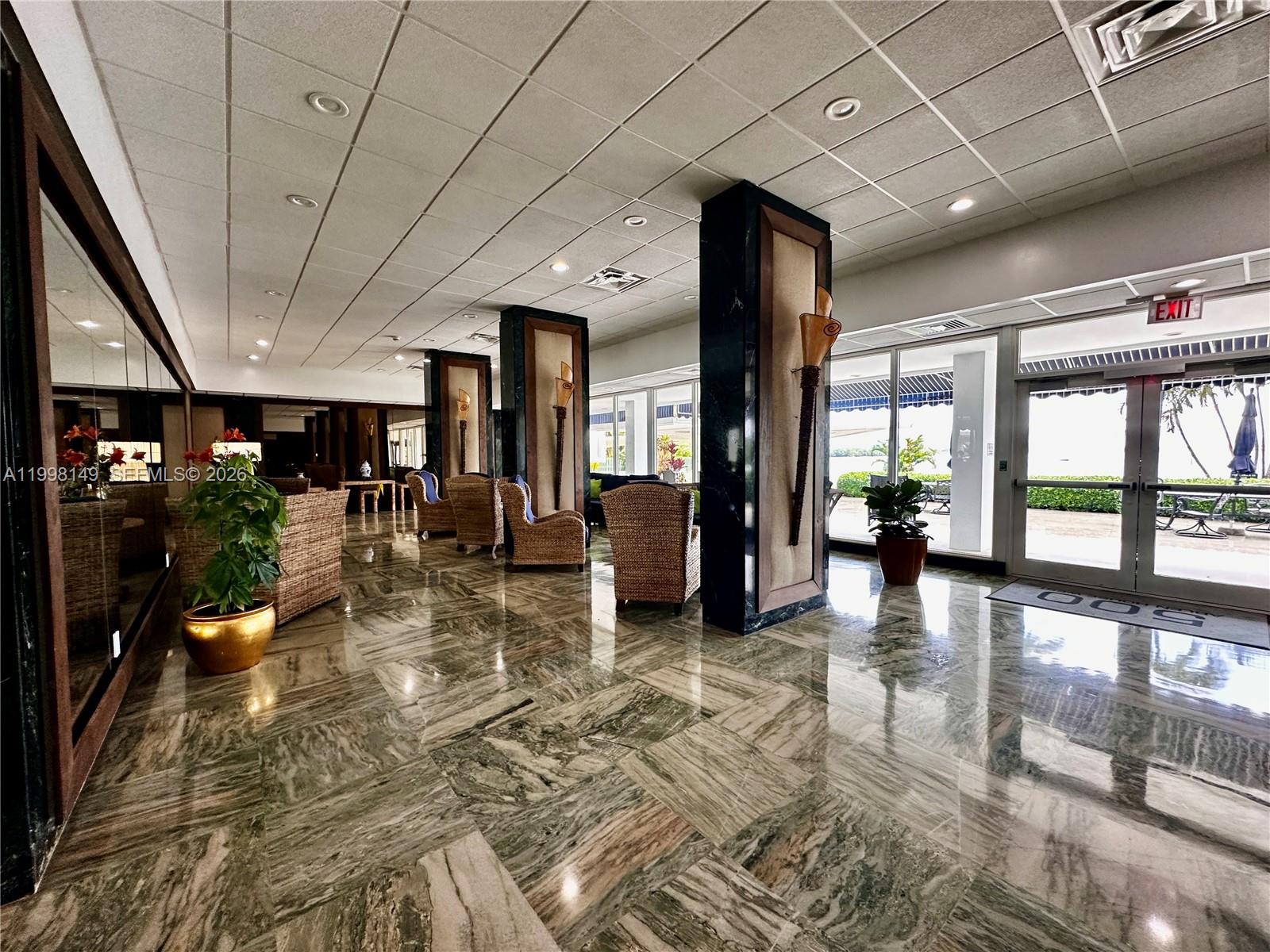 image Arlen House West24