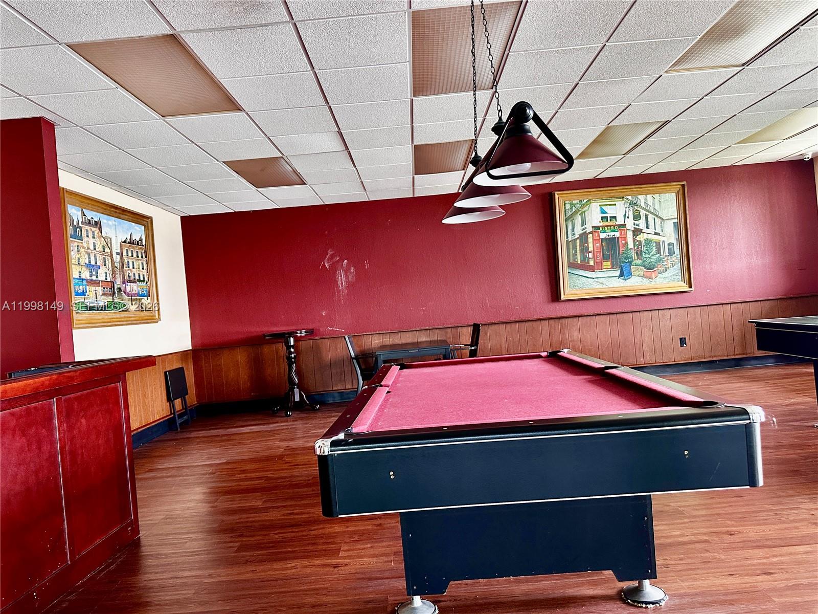 image Arlen House West28