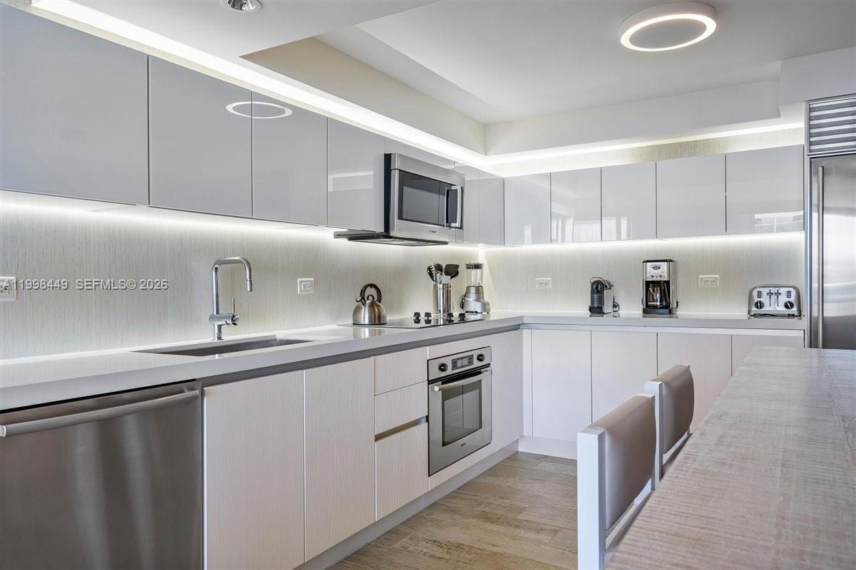 image 1 Hotel & Homes South Beach10