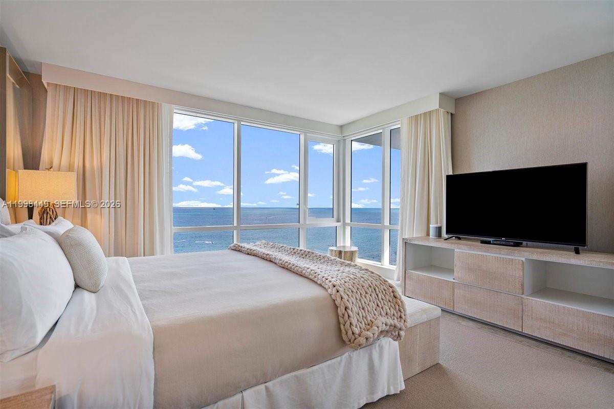 image 1 Hotel & Homes South Beach16