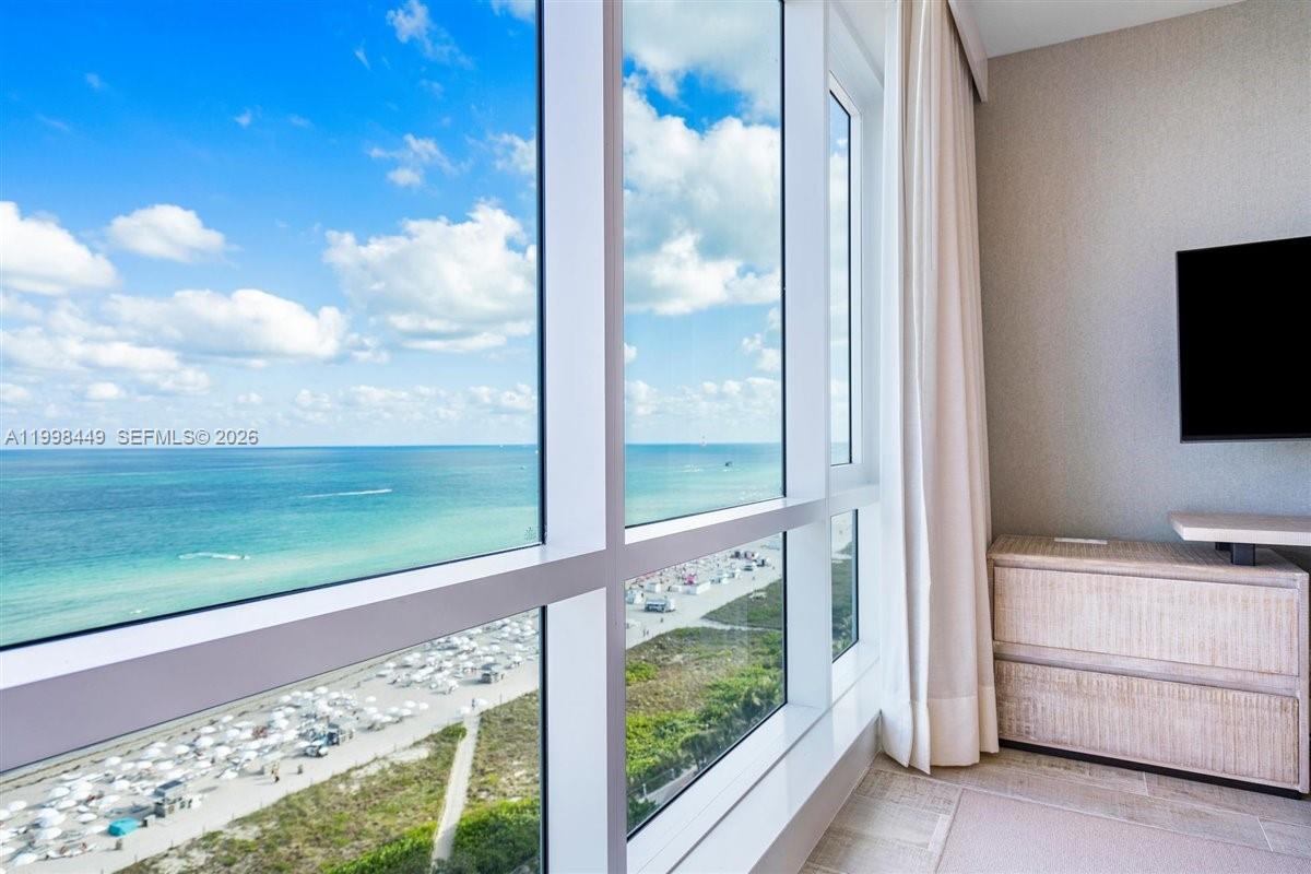 image 1 Hotel & Homes South Beach18