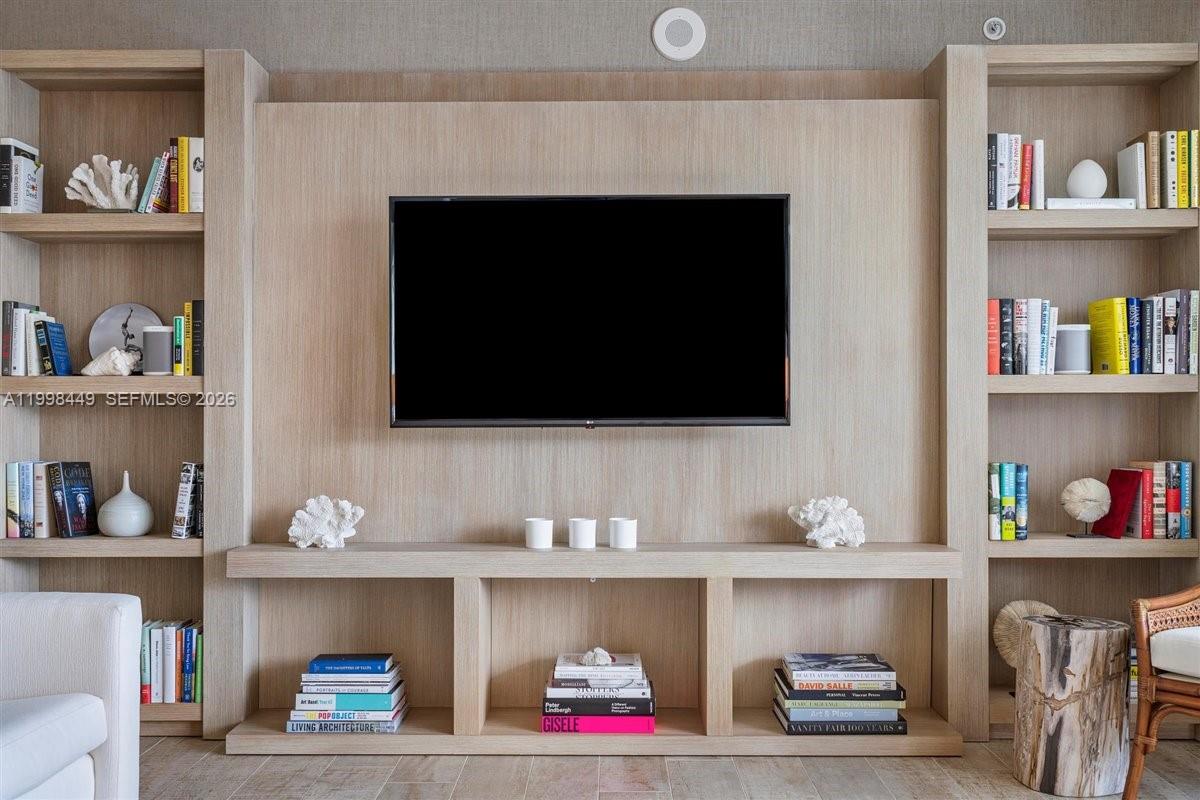 image 1 Hotel & Homes South Beach4