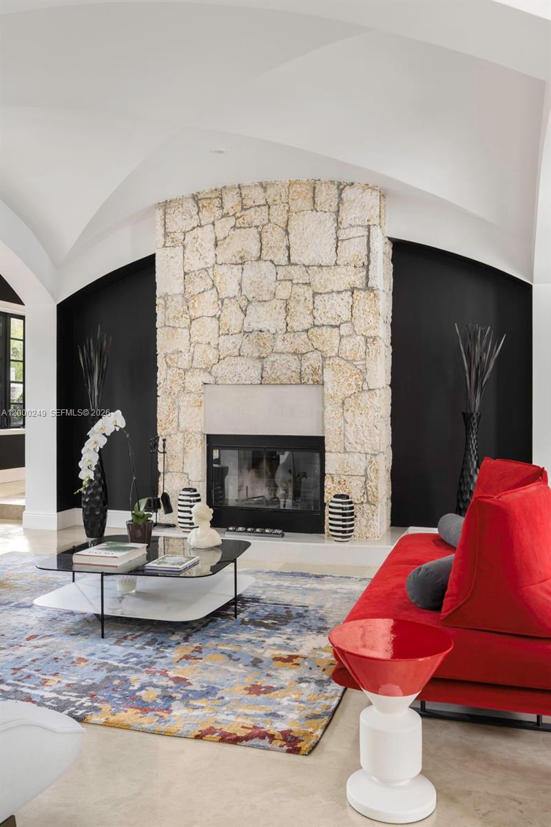 475 Amalfi Ave Coral Gables, FL 33146