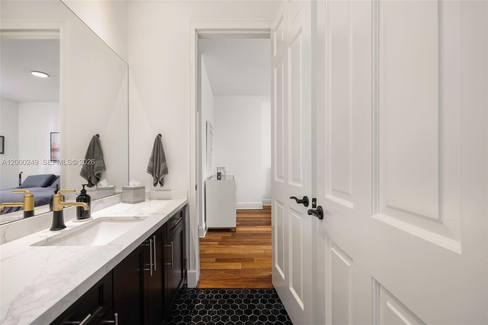 475 Amalfi Ave Coral Gables, FL 33146