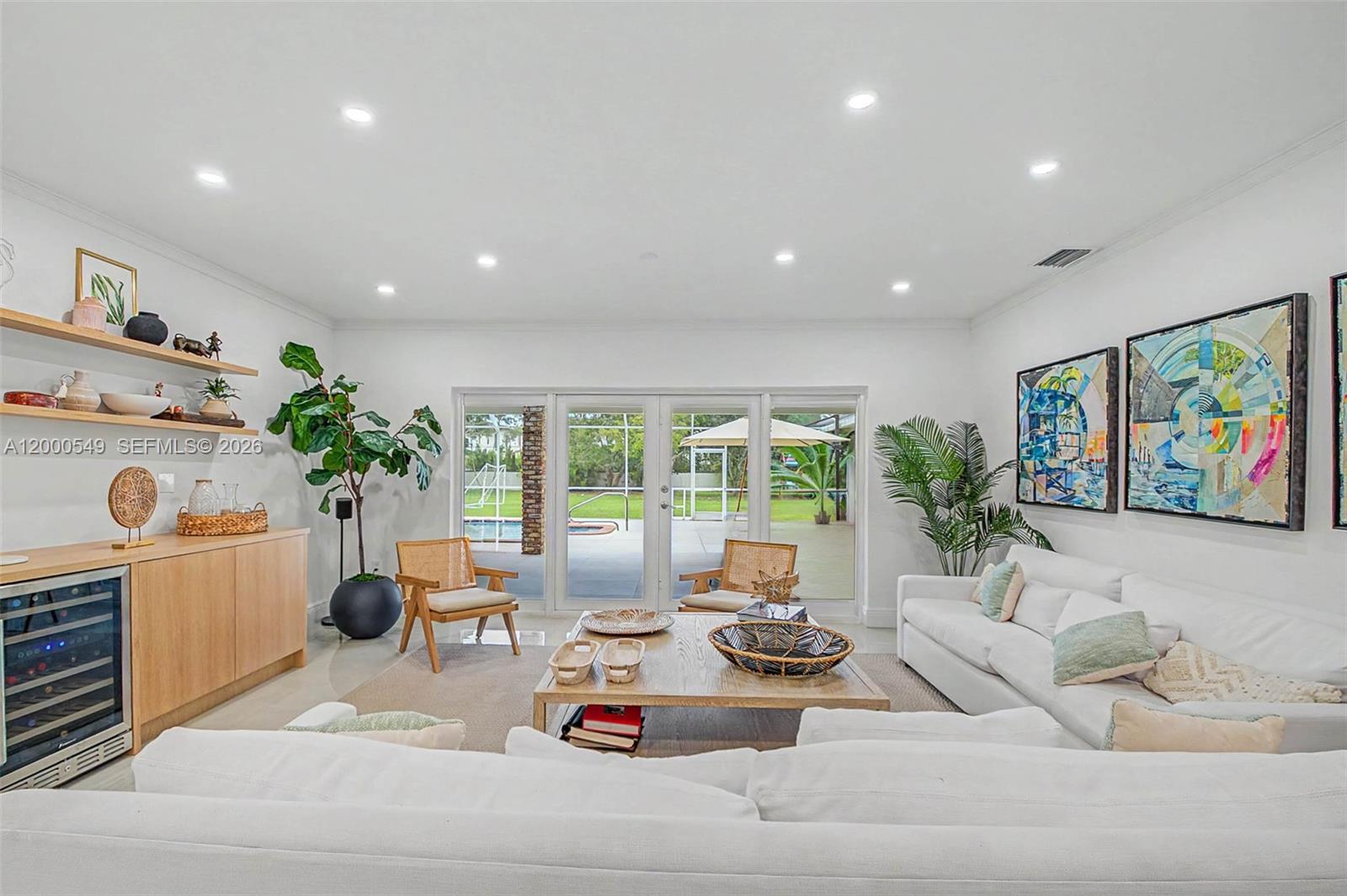 7230 SW 104th St Pinecrest, FL 33156