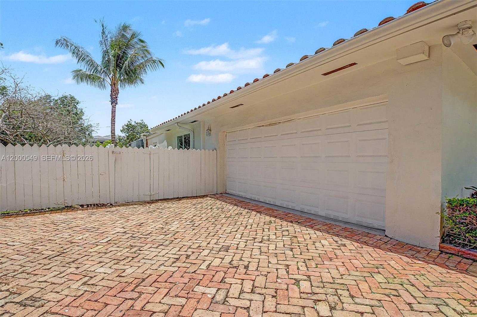 7230 SW 104th St Pinecrest, FL 33156