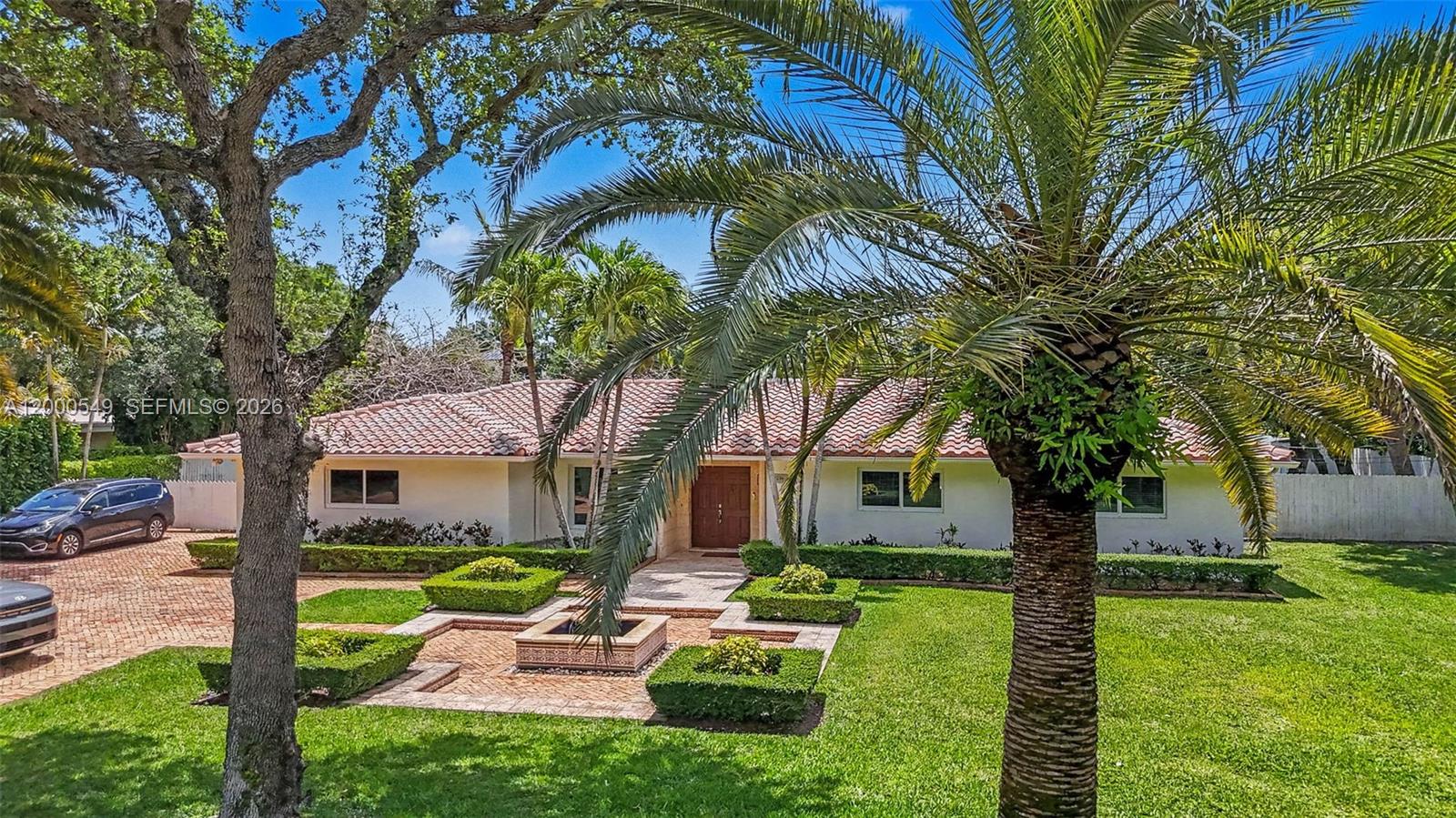 7230 SW 104th St Pinecrest, FL 33156