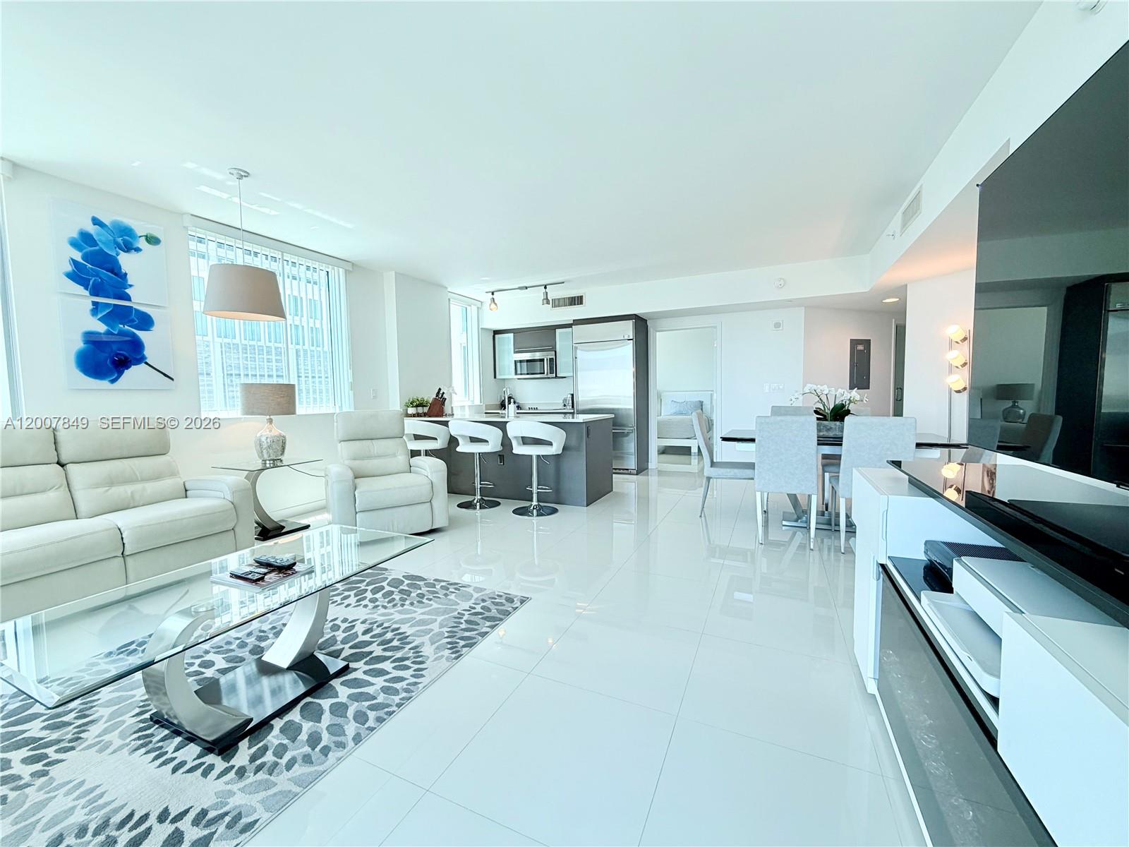 image 500 Brickell East3