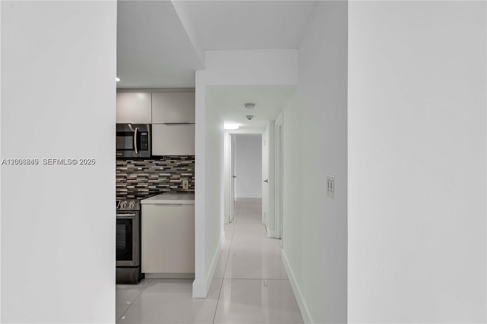 image Arlen House East7