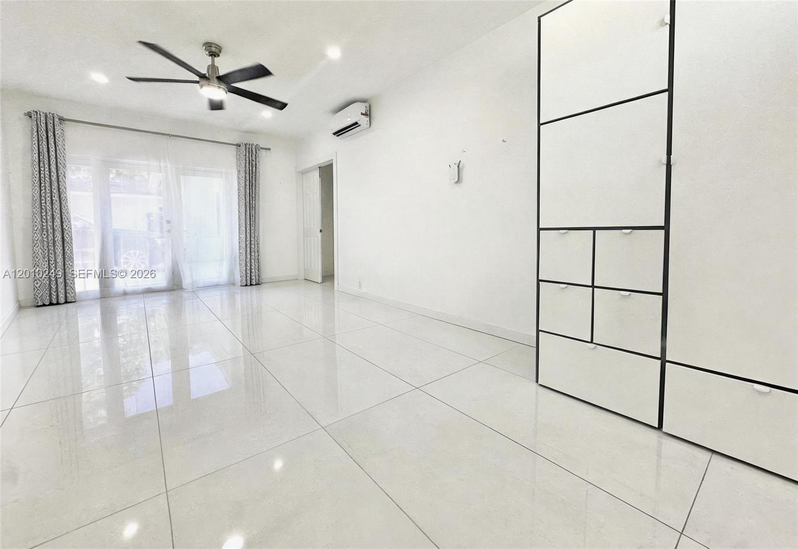 7800 SW 57th Ct South Miami, FL 33143