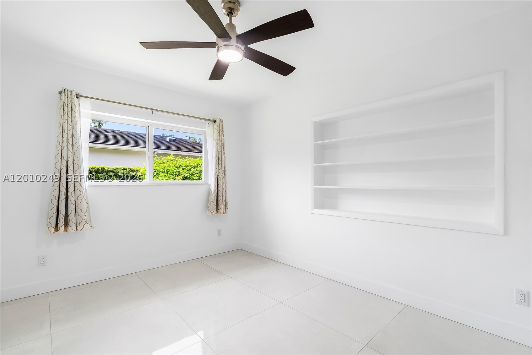 7800 SW 57th Ct South Miami, FL 33143