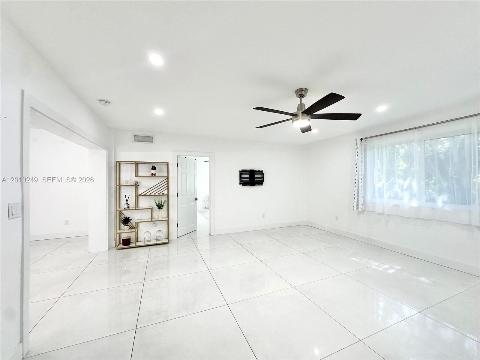 7800 SW 57th Ct South Miami, FL 33143
