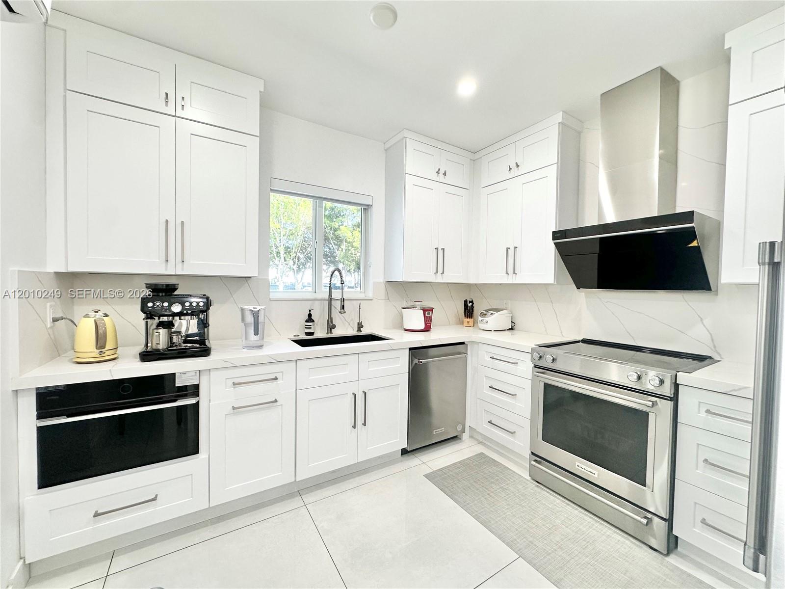 7800 SW 57th Ct South Miami, FL 33143