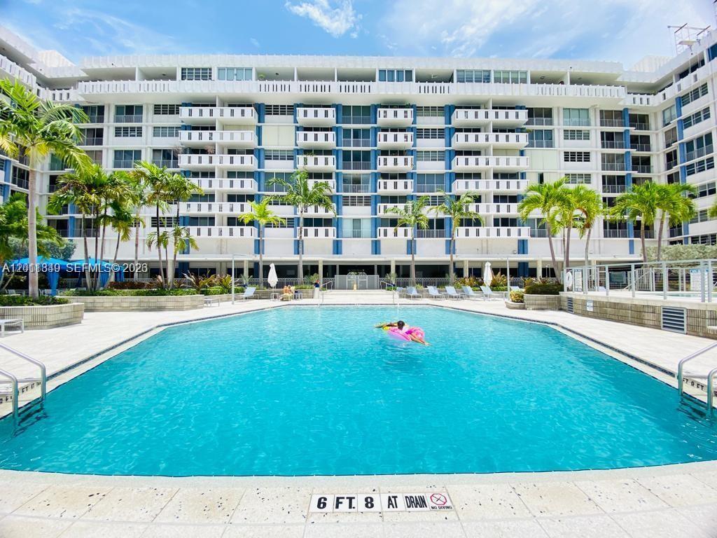 800 West Ave #905