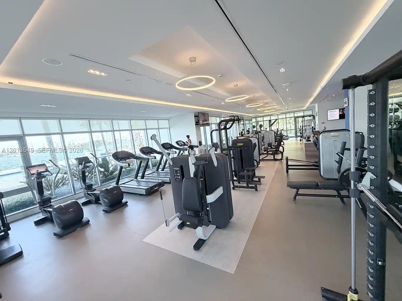 image Marina Palms Residences9