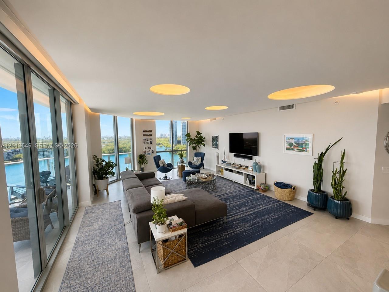 image Marina Palms Residences1