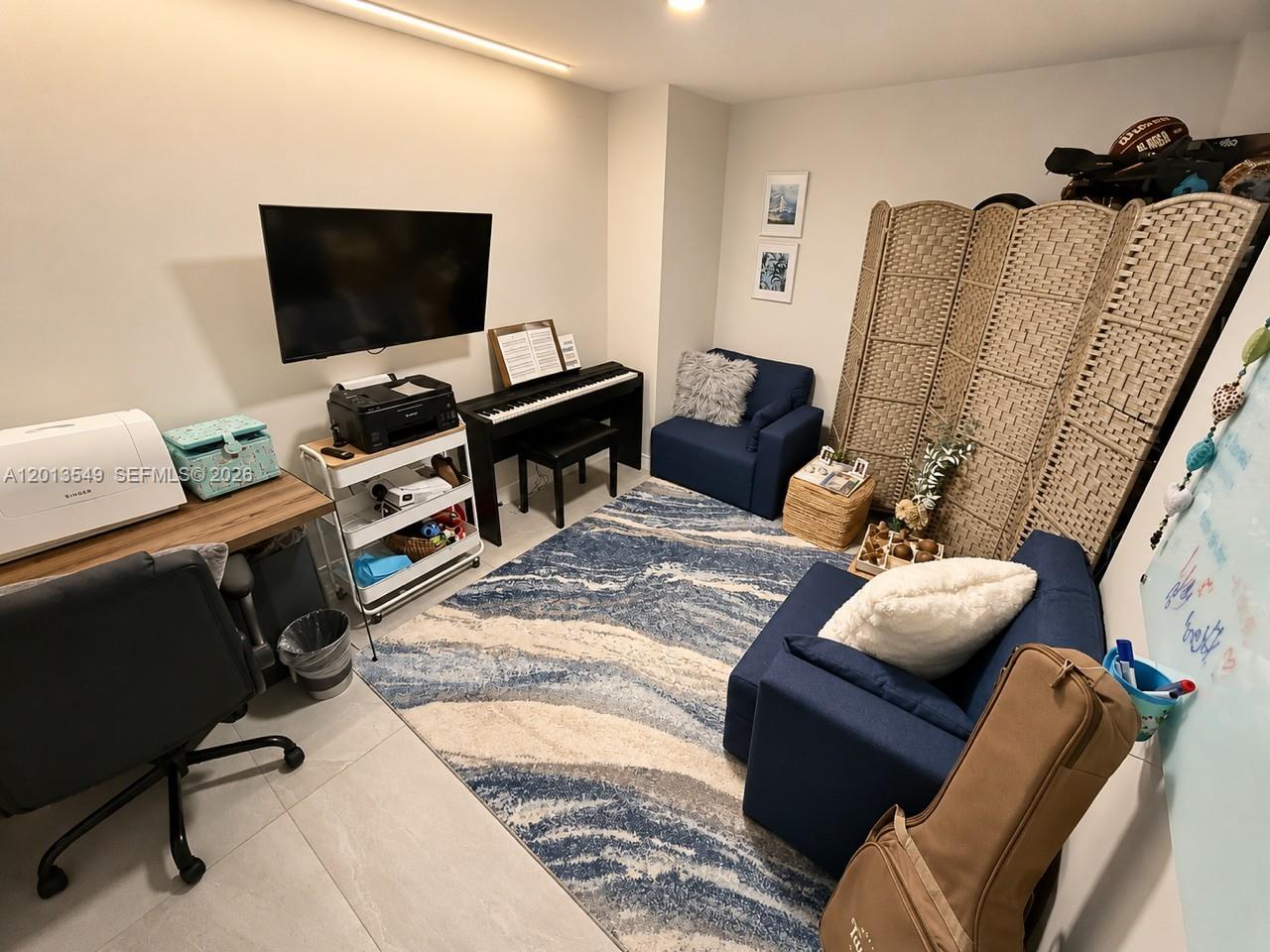 image Marina Palms Residences4