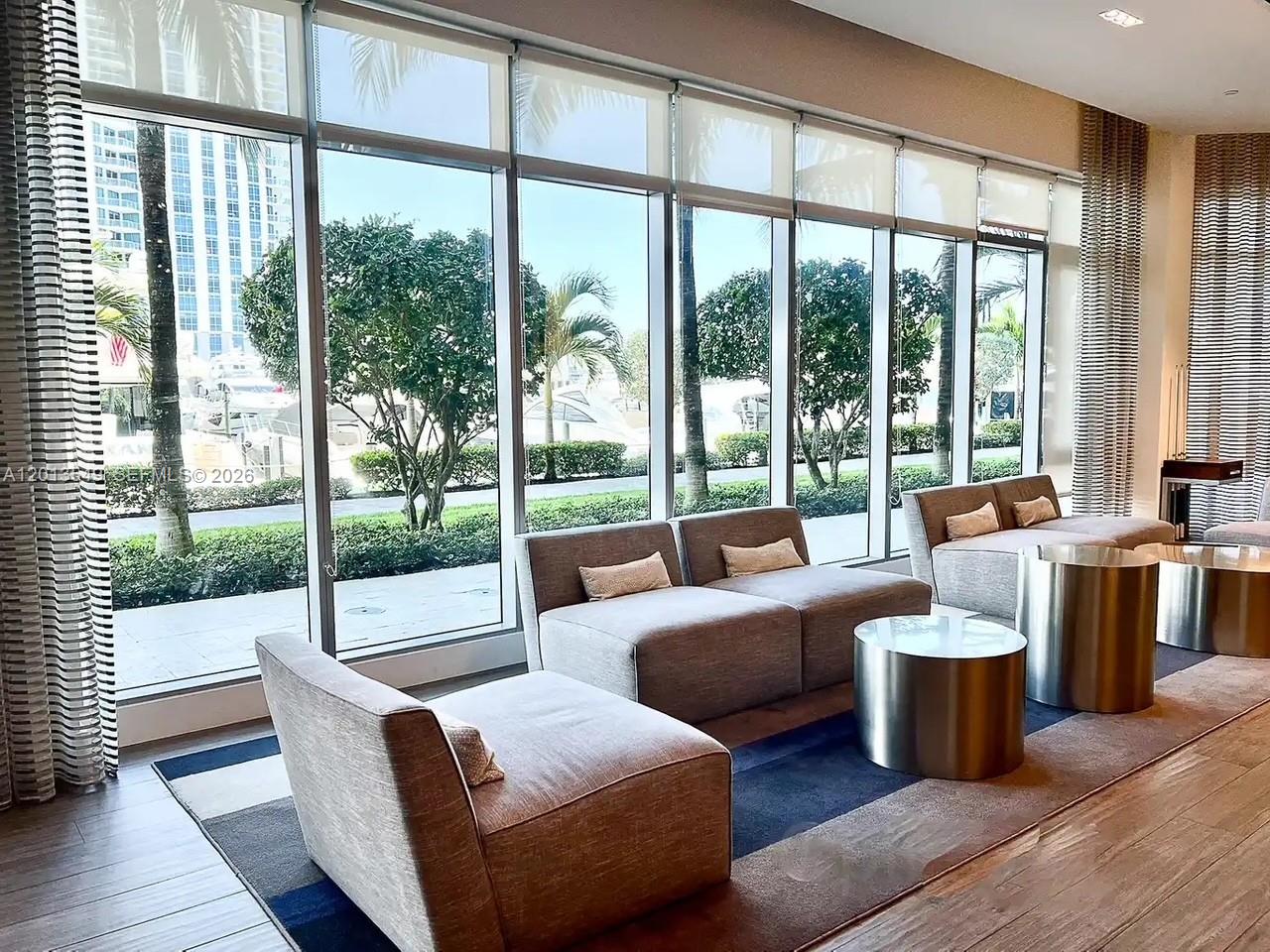 image Marina Palms Residences8