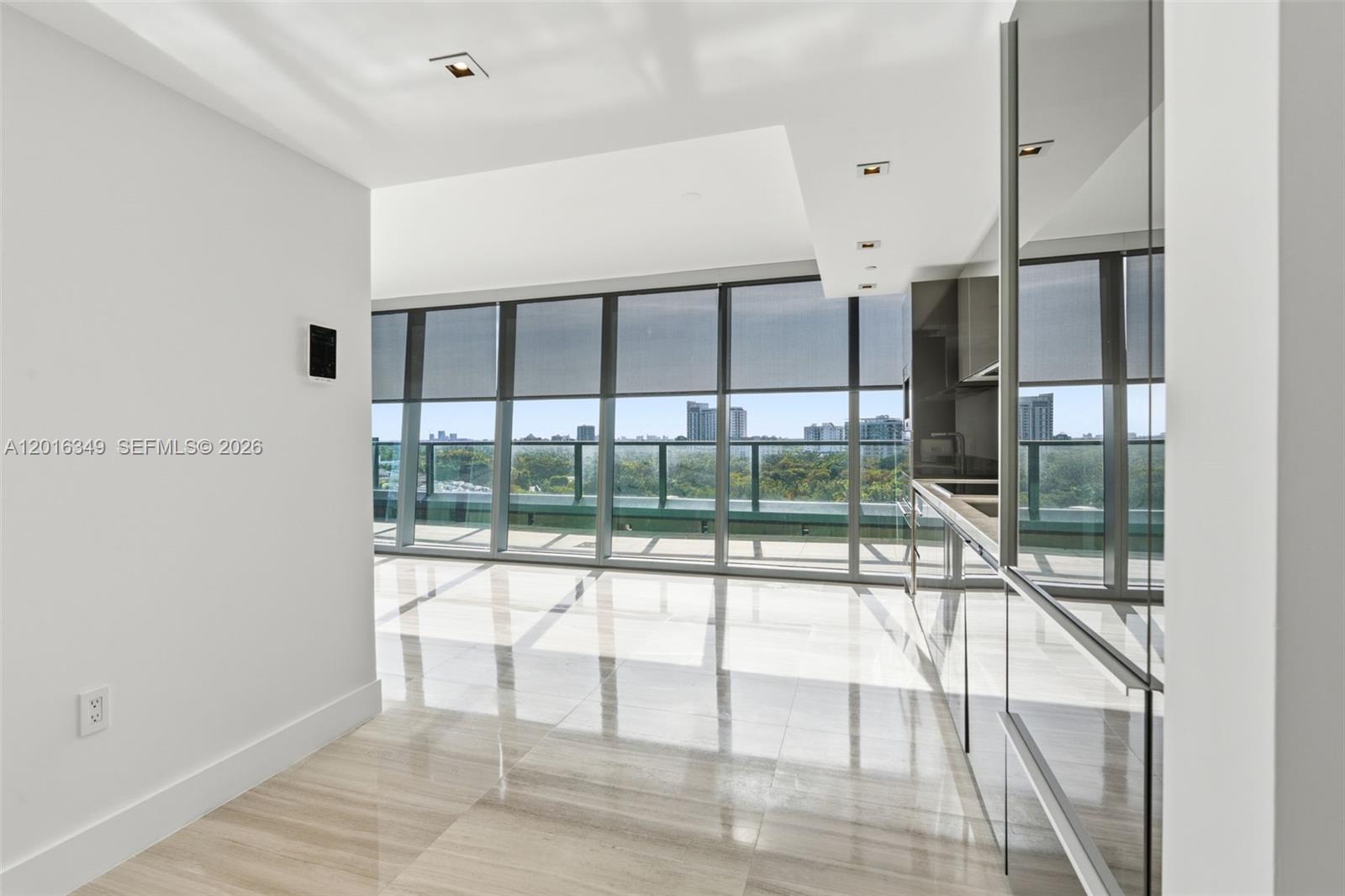 1451 Brickell Ave #904 Miami, FL 33131