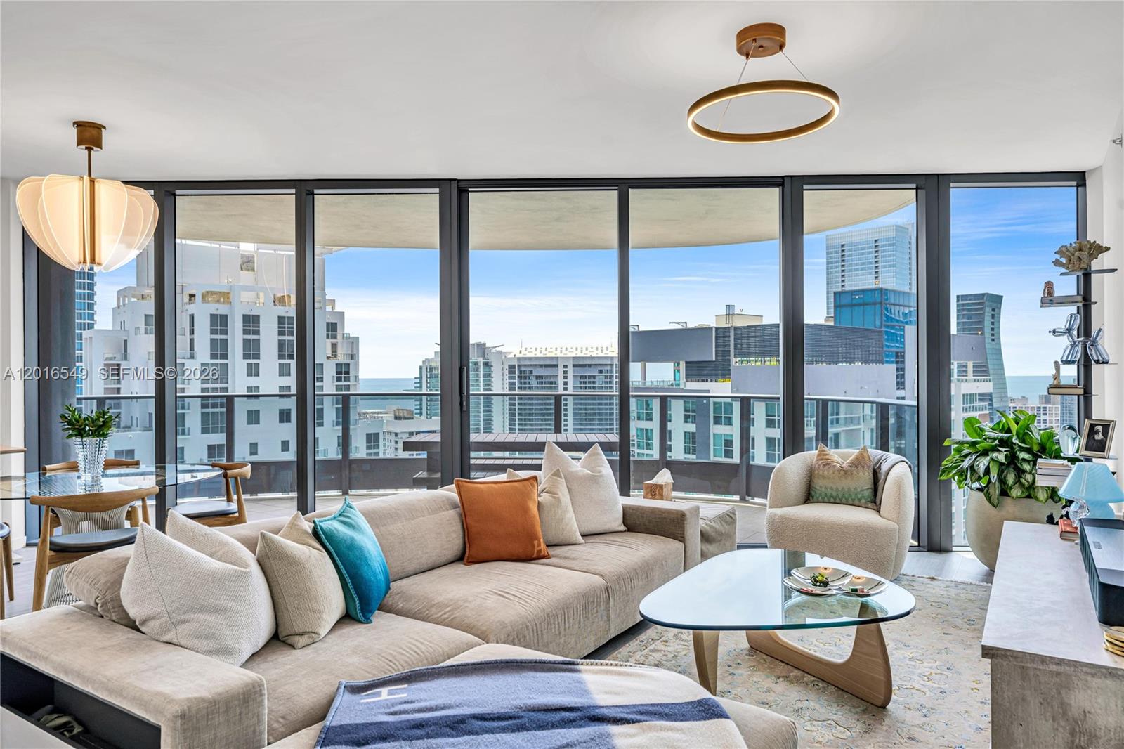 1000 Brickell Plz #4601