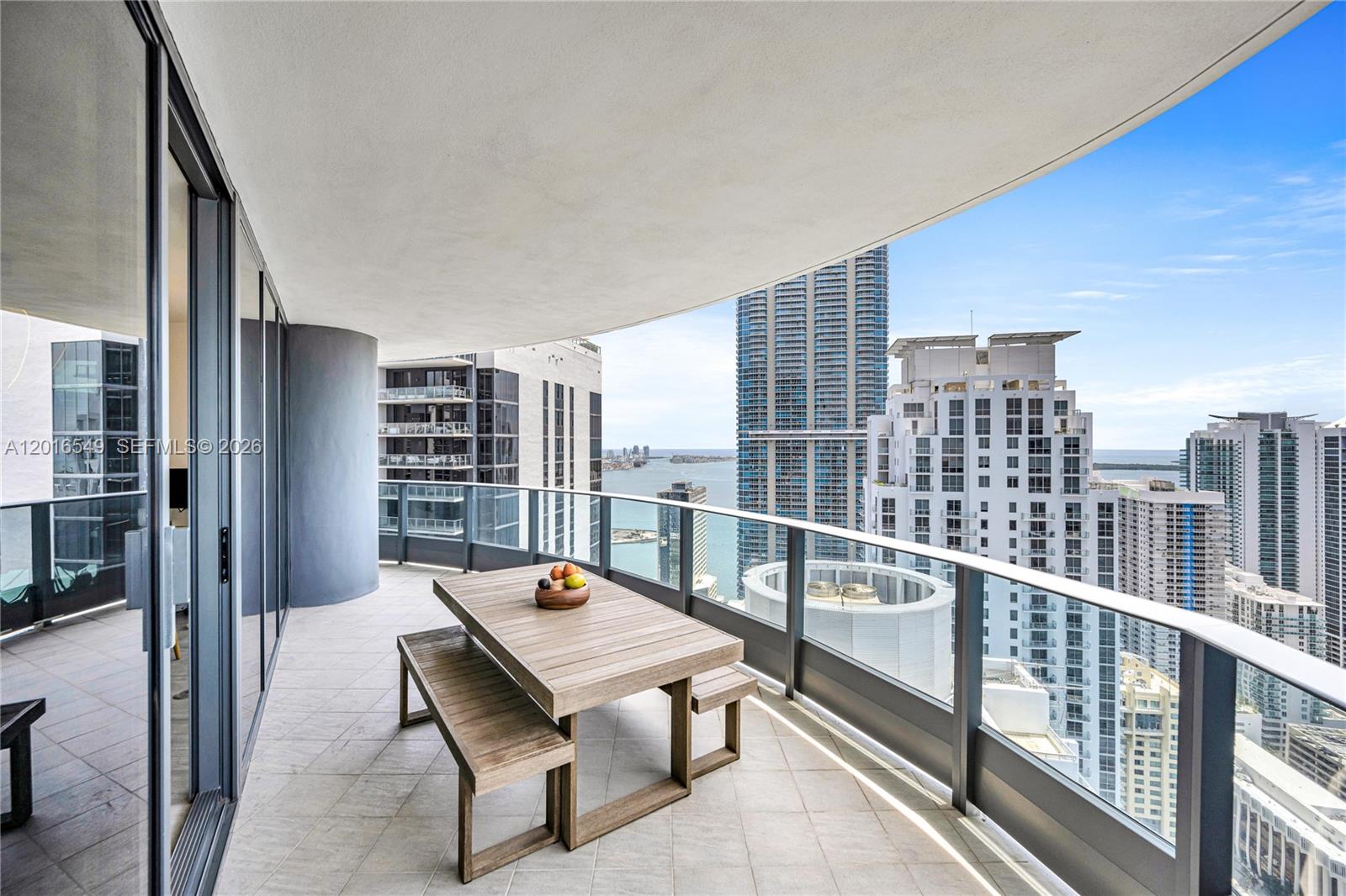 image Brickell Flatiron9